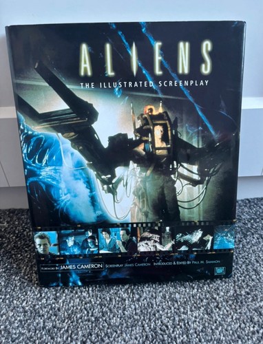Aliens the illustrated - aliens,